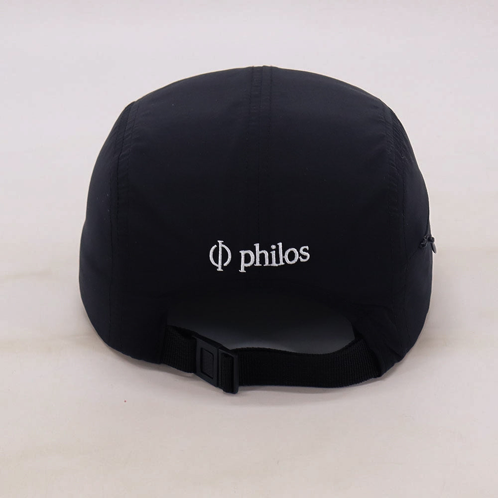 Back view of the Philos running cap, featuring an adjustable strap for a customizable fit, ensuring stability during your run.